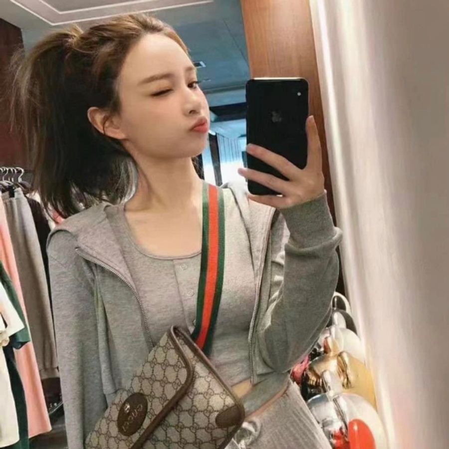 Gucci虎頭腰包(近全新❗️甜甜價出售❗️只有一個喔~)-2