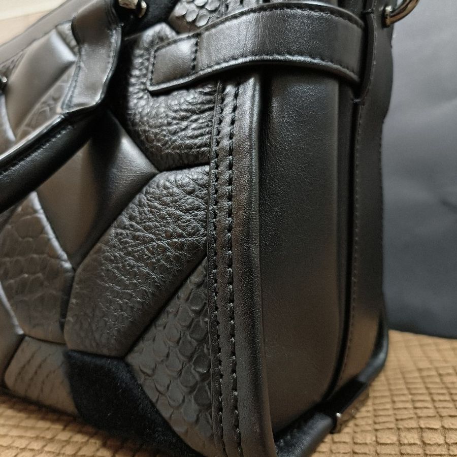 Coach 蔻馳 正櫃品項 限量款 消光黑金屬 手提托特-13