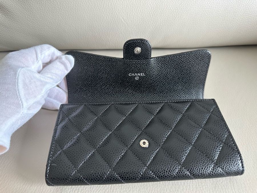 CHANEL 荔枝皮銀扣翻蓋長夾-3