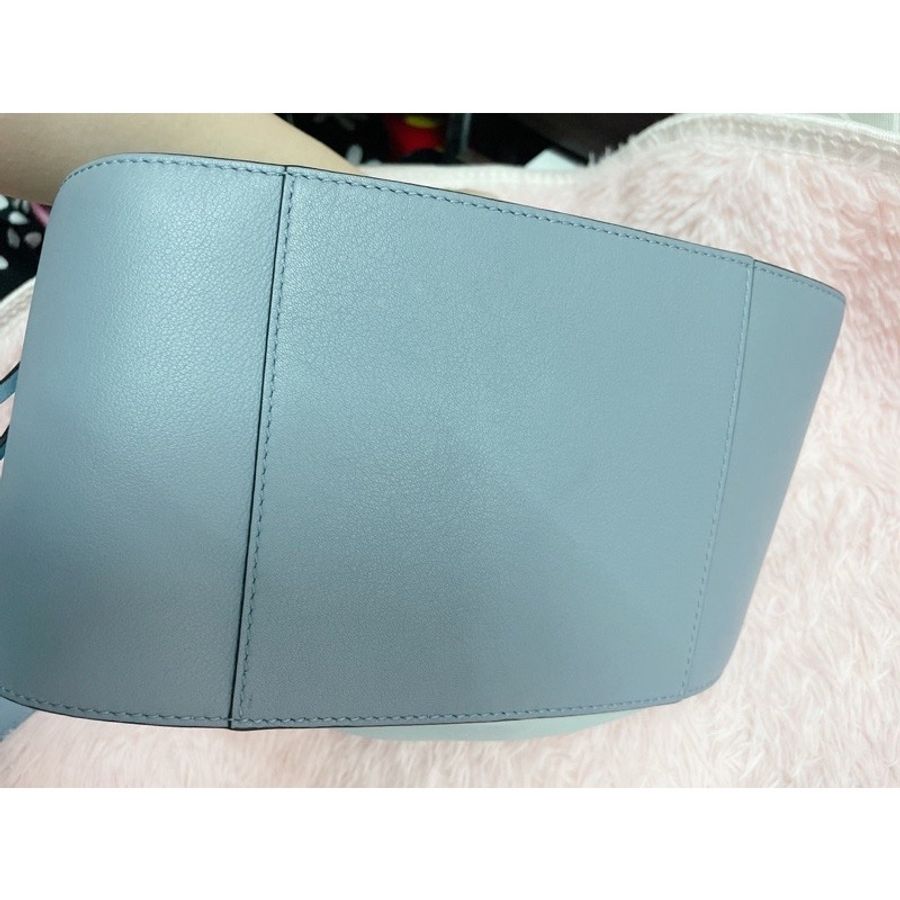 專櫃購入Loewe hammock small bag中號湖水藍色拼色吊床包-3