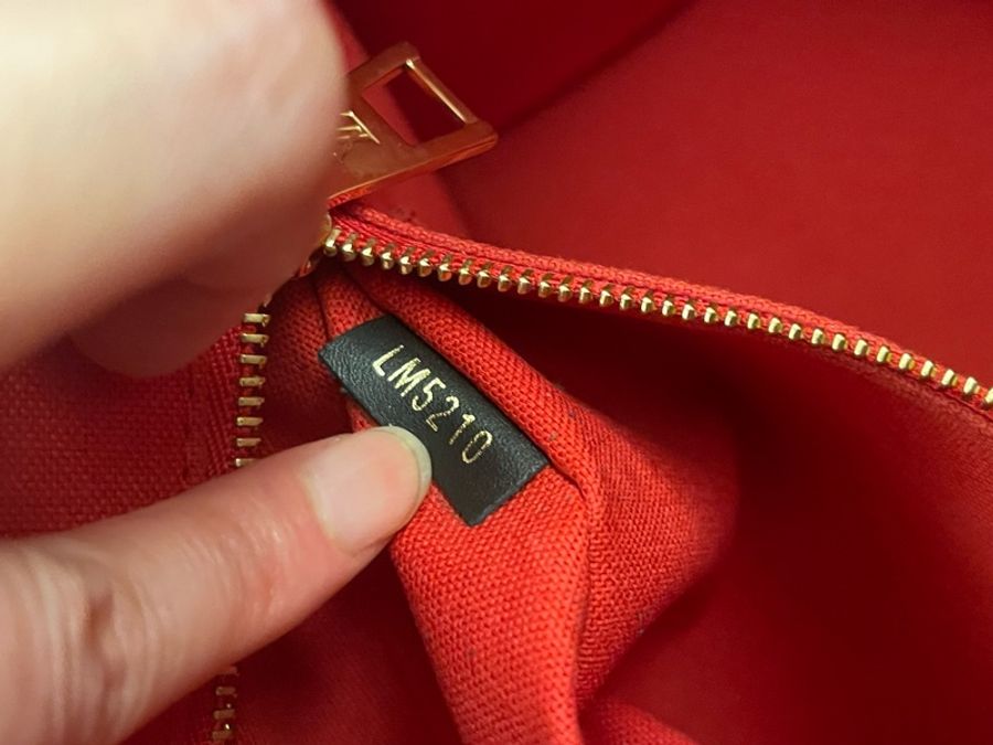 Lv OntheGo MM雙色雙面可手提可肩背購物包 托特包 M45321-27
