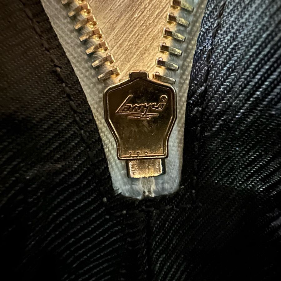 Gucci 141810 淺藍牛皮壓紋拉鍊化妝包 零錢包-19