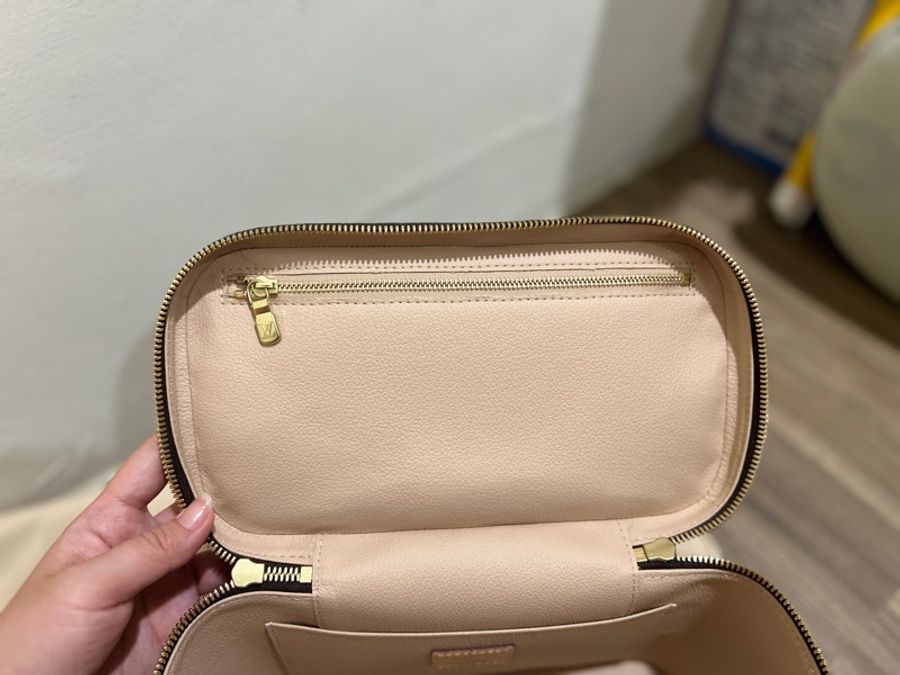 LV Nice BB化妝包-15