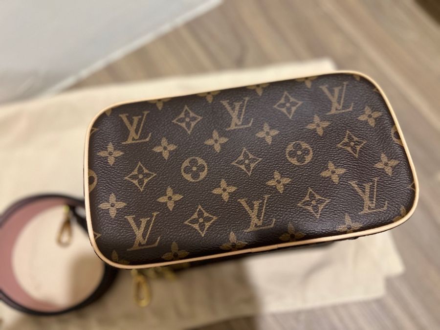 LV Nice BB化妝包-21