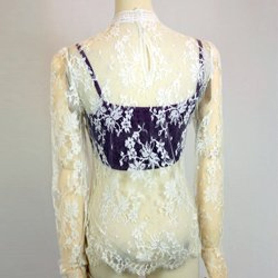 Charin Yeh 葉珈伶 白色蕾絲上衣-1