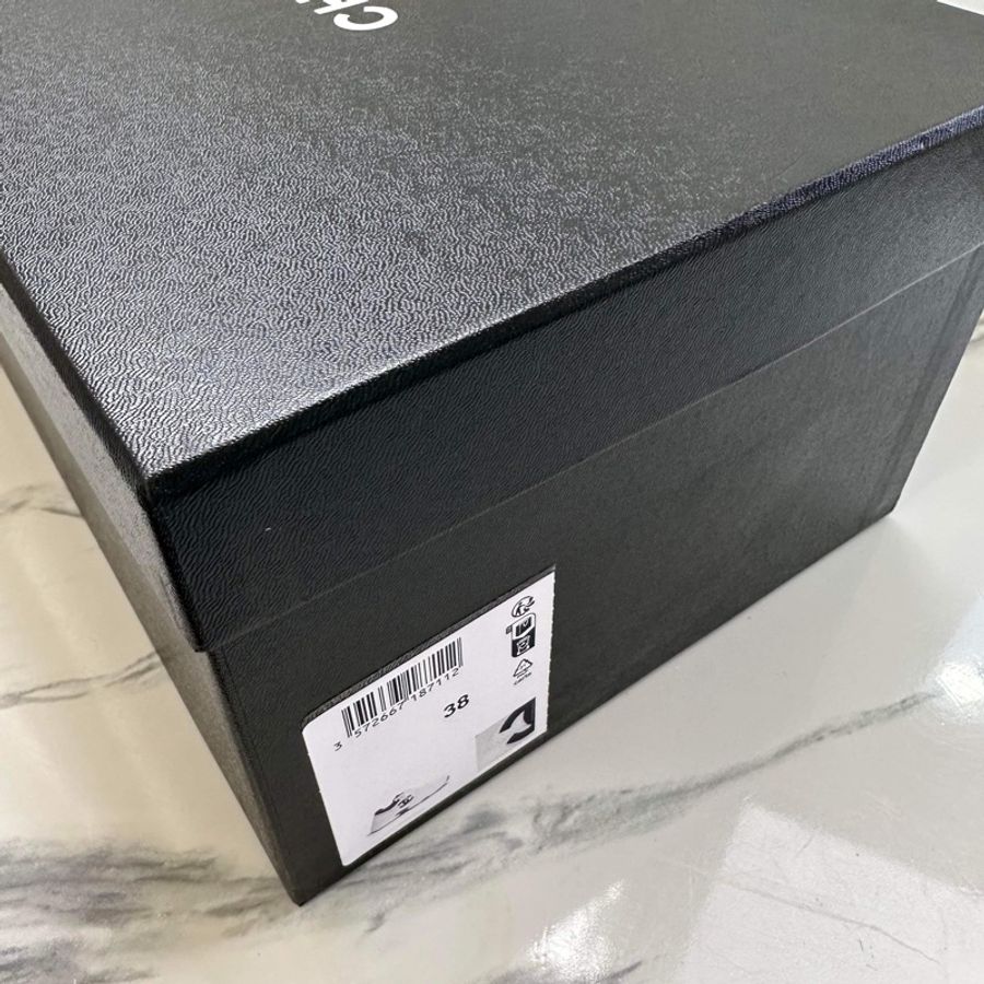 Chanel 熊貓鞋黃金尺寸38號 全台灣沒幾雙38號台灣購證大全配🇹🇼 此金額已含刷卡分期手續費 可直接下單-1