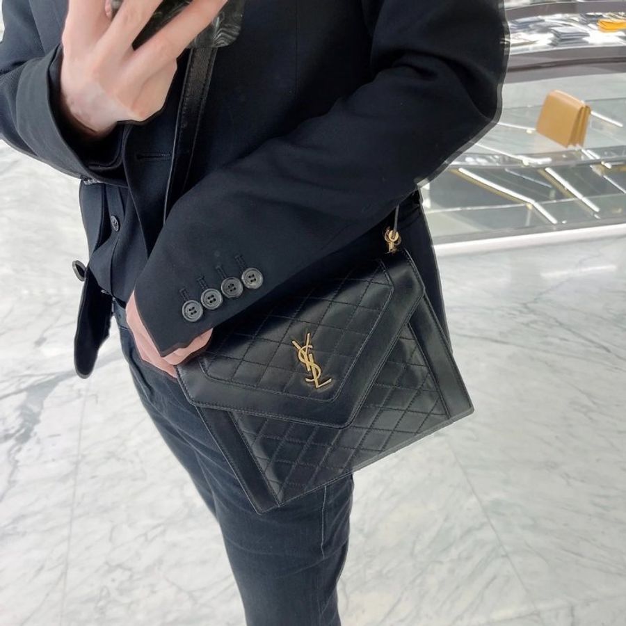Saint Lauent 685574 YSL 絎縫小羊皮迷你Gaby 包 黑色《佳節年終特賣》-17