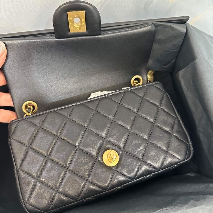 chanel mini 20金球 晶片款近全新 膠膜未拆 全配有購證 金球方胖 cf20 黑金 經典款-6