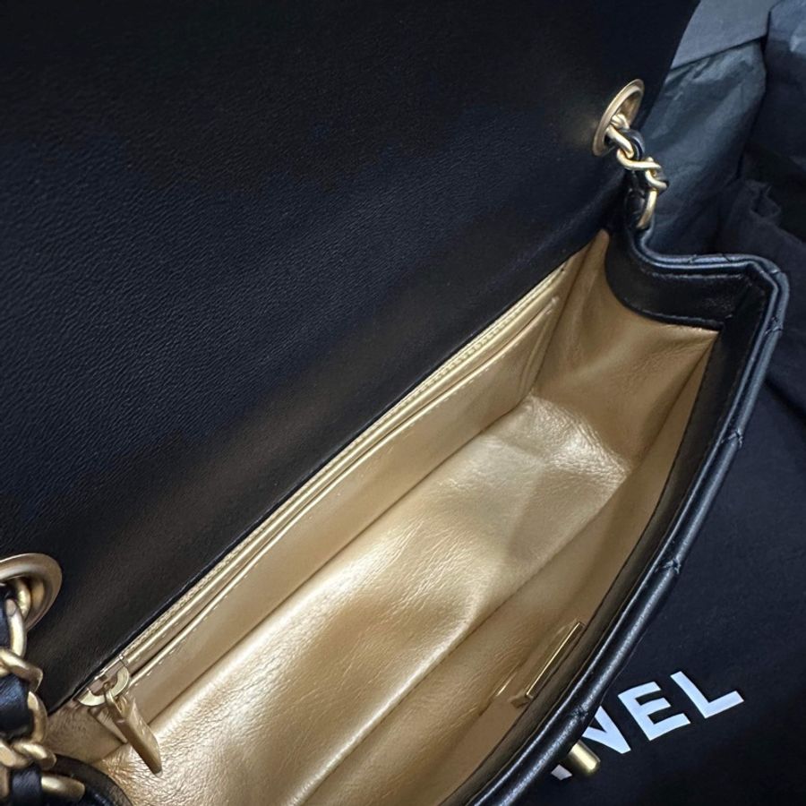 chanel mini 20金球 晶片款近全新 膠膜未拆 全配有購證 金球方胖 cf20 黑金 經典款-15