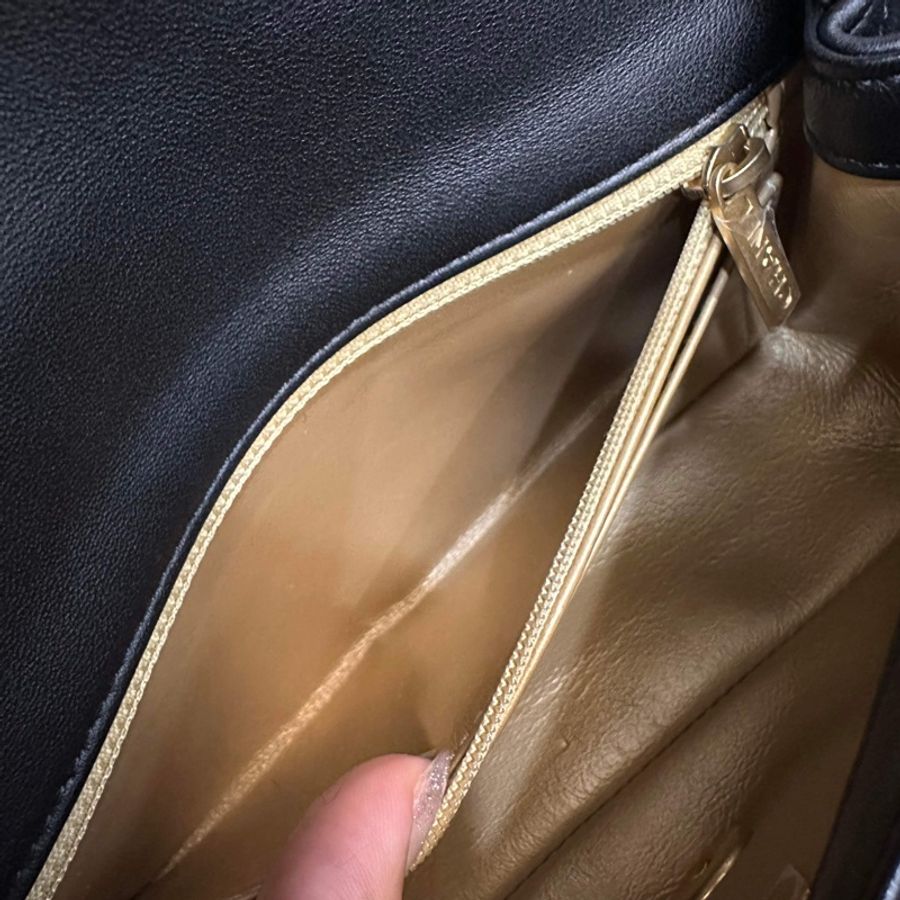 chanel mini 20金球 晶片款近全新 膠膜未拆 全配有購證 金球方胖 cf20 黑金 經典款-16