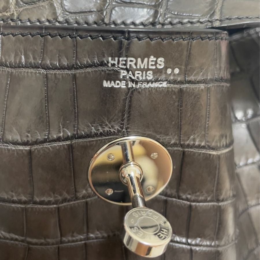 HERMES 深灰色鱷魚 Lindy 30cm-1