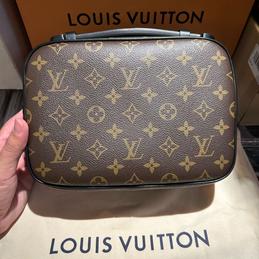 「實體門市現貨」全新 LV S LOCK 郵差包-4