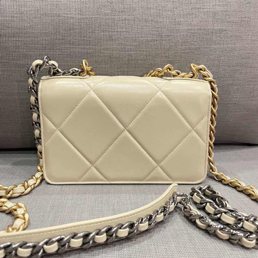 Chanel 19 WOC 栗子色-4