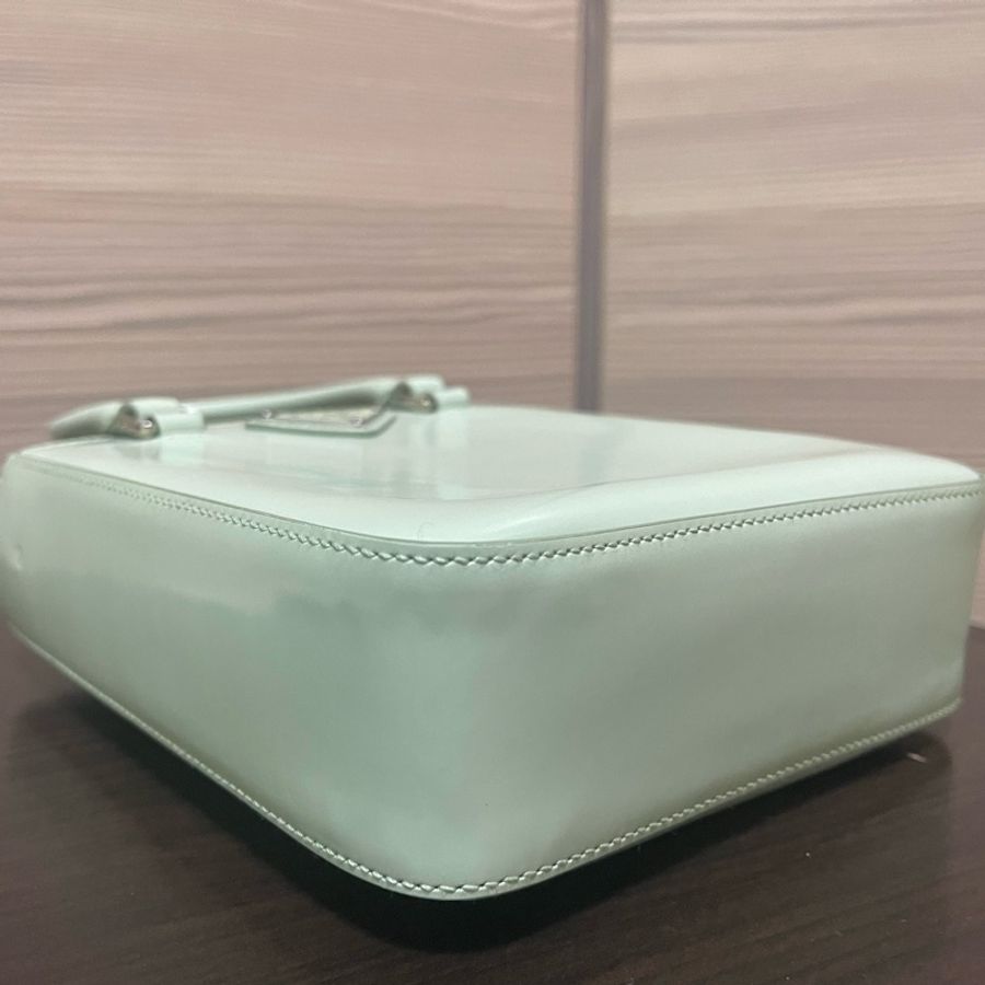 PRADA小號拋光皮革手提袋(水綠色)-5