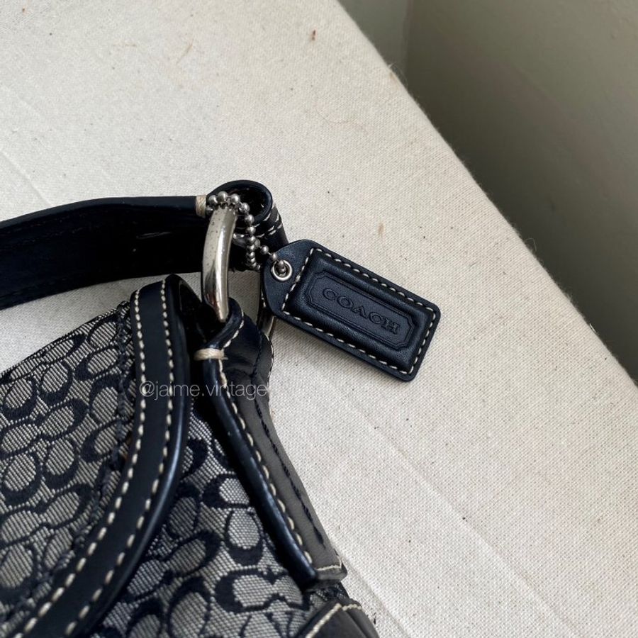 保留中 J’aime Vintage | Coach Vintage Soho Bag - Small 老花腋下包 2007年製-5