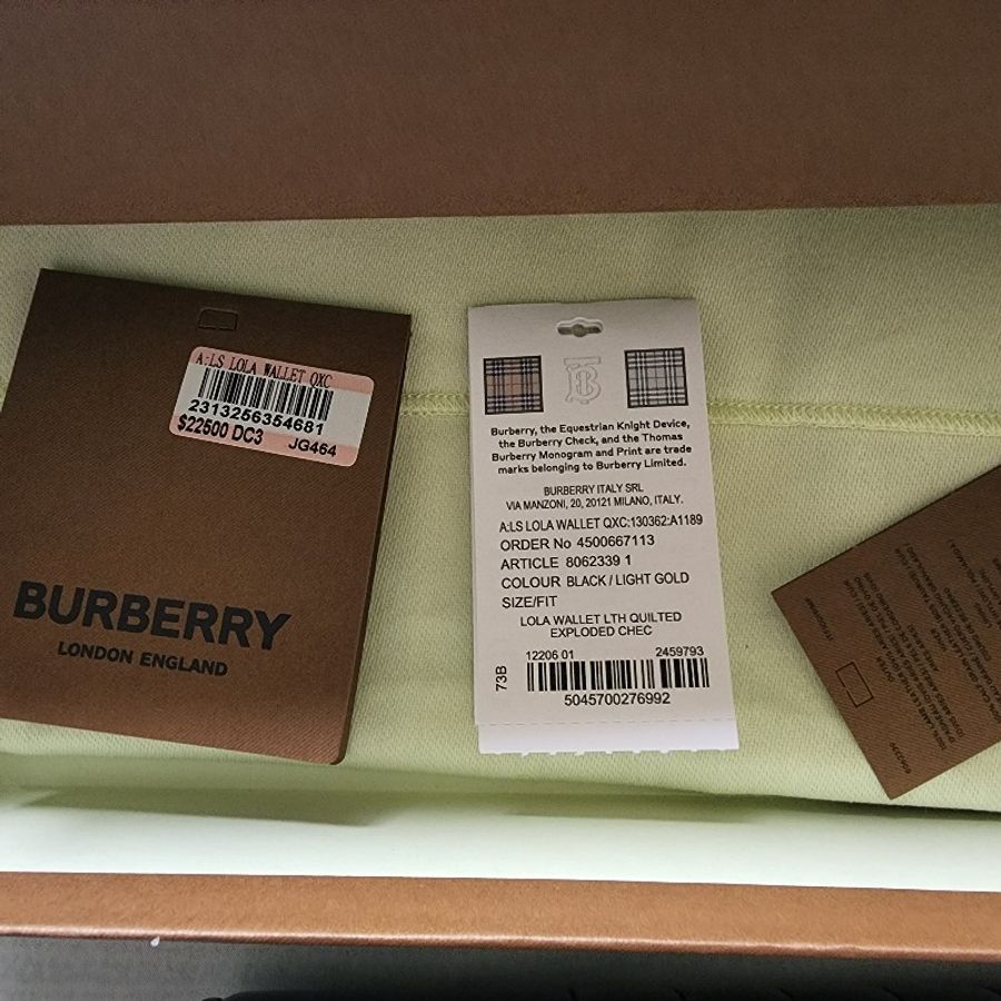 burberry lola TB金屬標誌Lola 衍縫羔羊皮羊皮 長夾-1