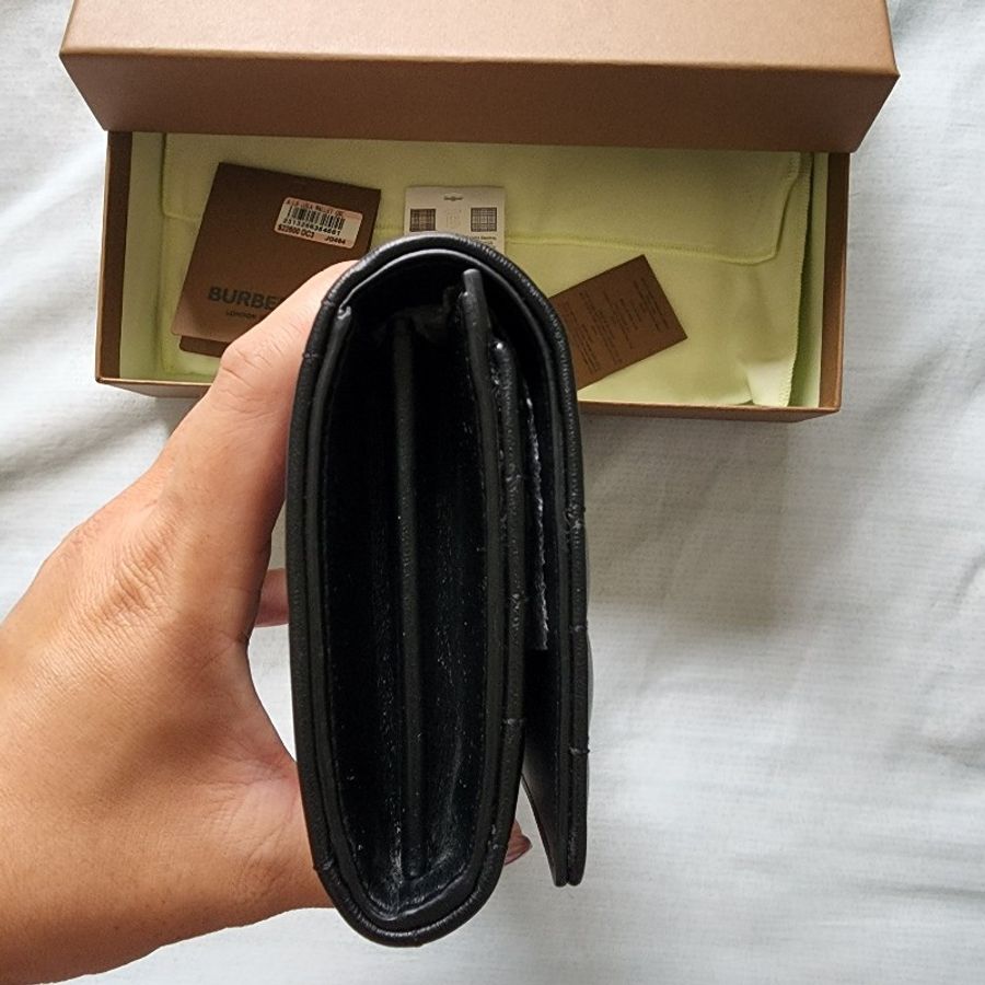 burberry lola TB金屬標誌Lola 衍縫羔羊皮羊皮 長夾-3