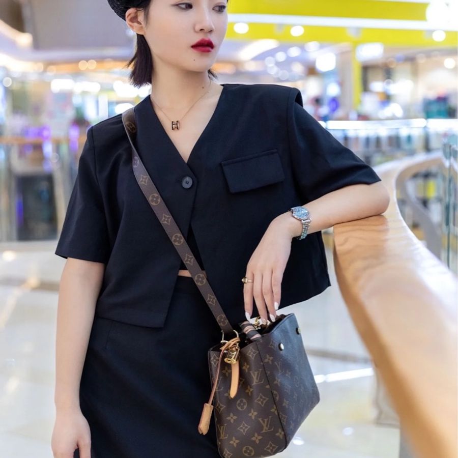 Louis Vuitton 路易威登 M41055 經典MONTAIGNE BB #蒙田包 / #斜背包 / #肩背包-2