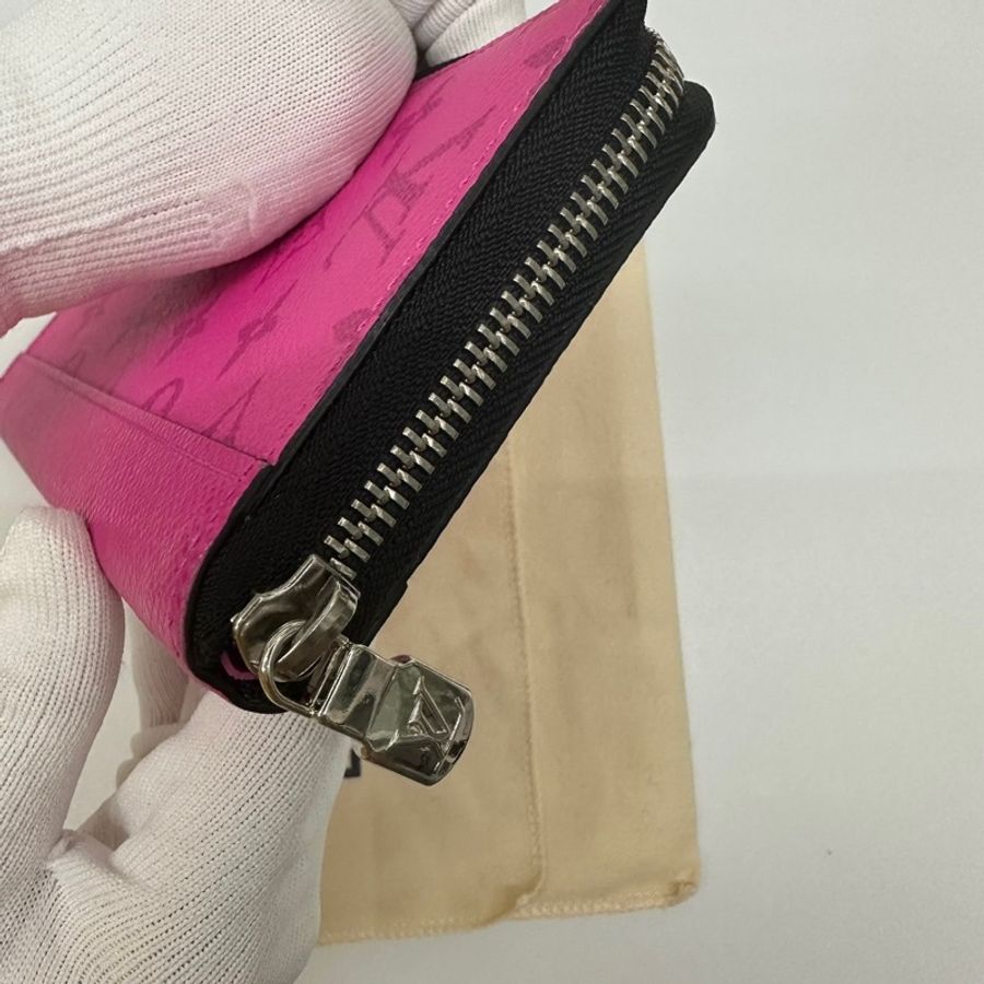 LV zippy Wallet Vertical-1