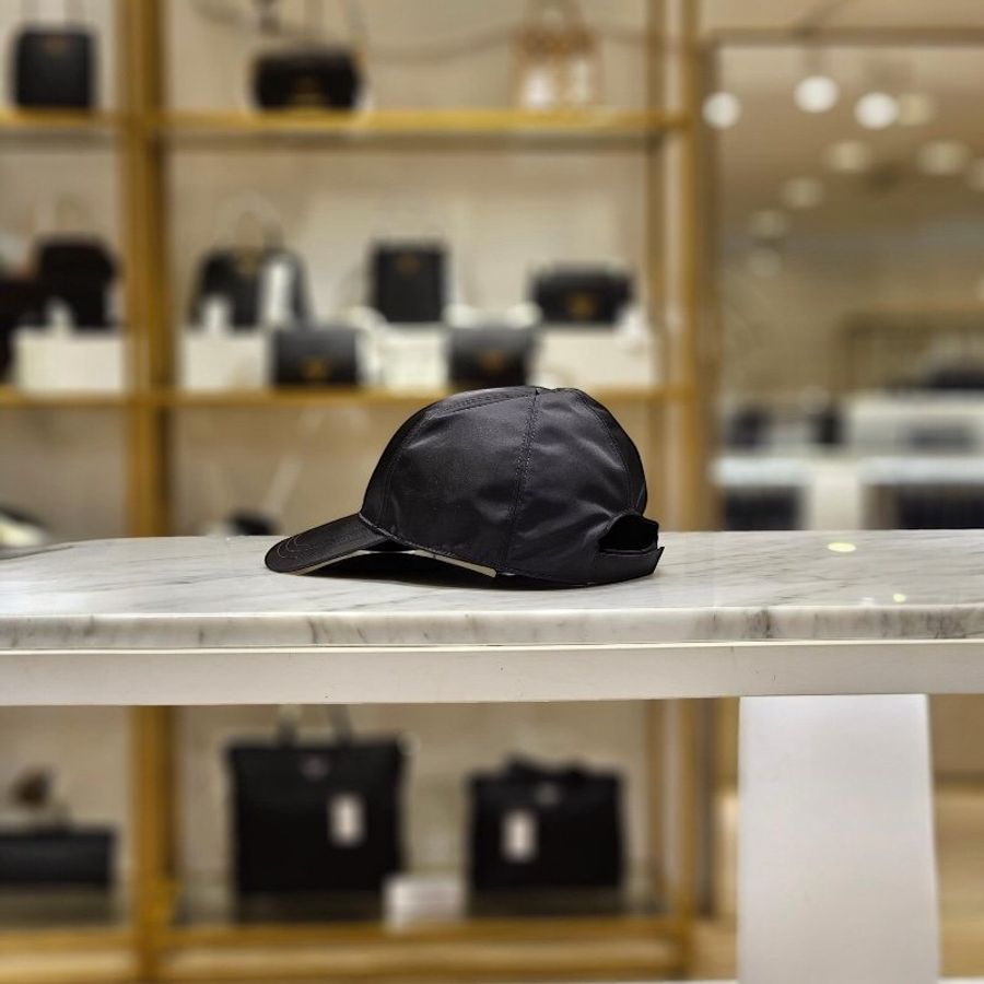 🌸2025春夏新品🌸Prada 1HC274 男女同款 Re-Nylon 經典三角標誌棒球帽 黑色 S/M/L(購買請訊息告知需要尺寸)-1