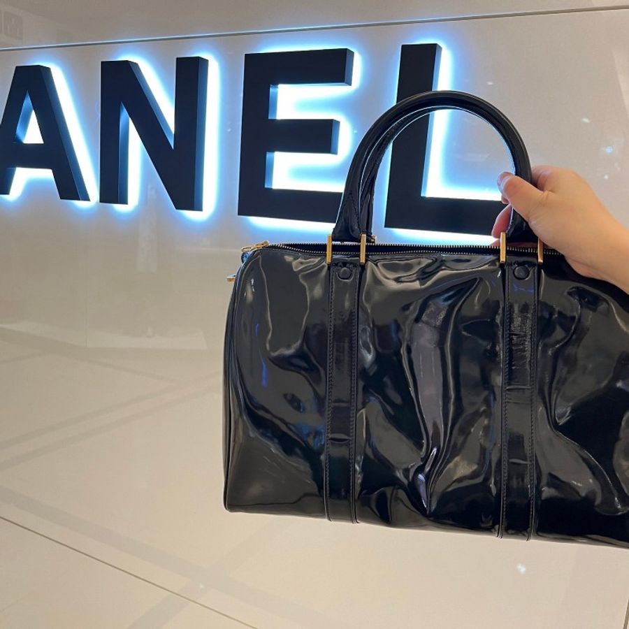 Chanel 黑色大logo 旅行包 波士頓包
有背帶可斜背 大容量 出清閒置品-13