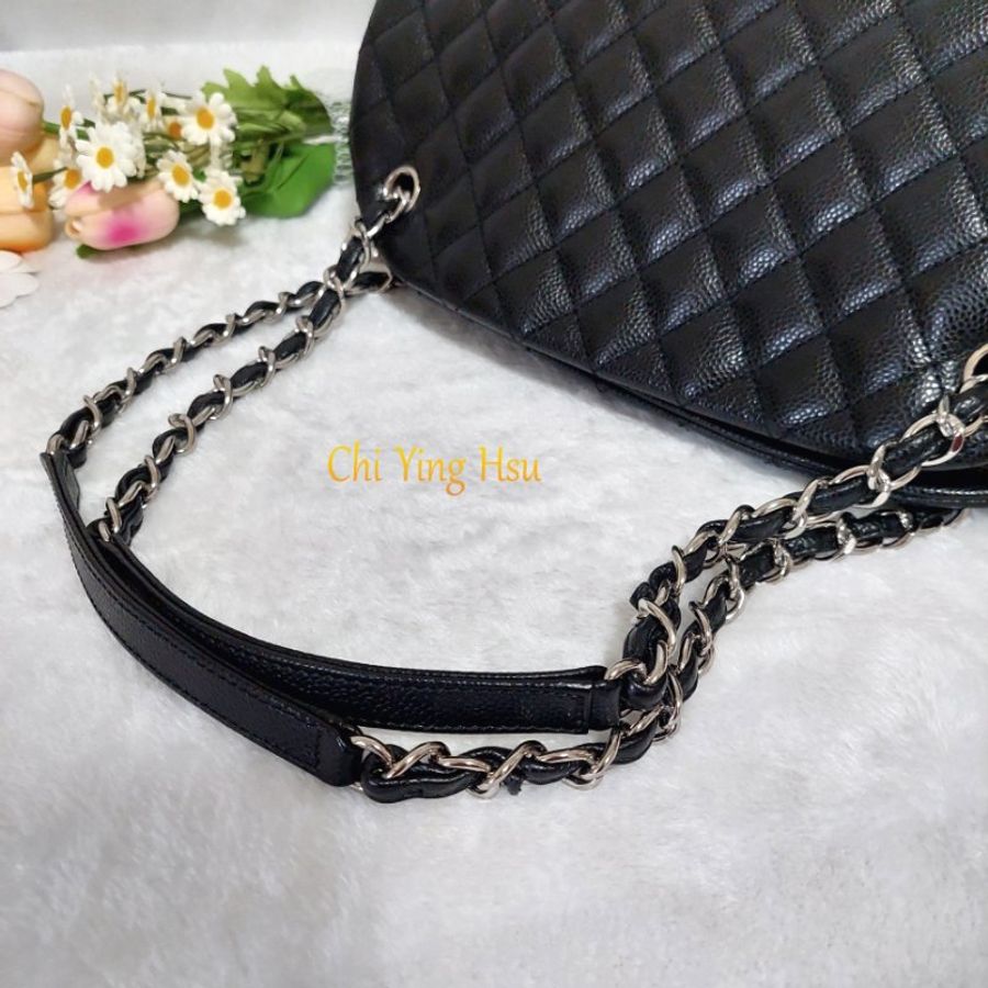 Chanel 香奈兒 🎀現品實拍 🎀 保齡球包款 黑色銀扣肩背鏈包~二手9.5成新-8