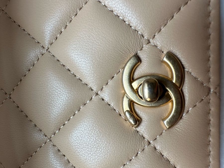 Chanel 金球調節扣 經典色 膚色/米色 晶片款-21