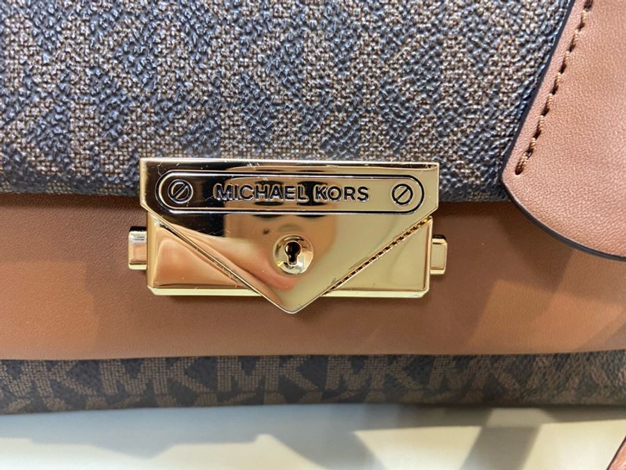 Michael Kors cece中款鏈條包-4