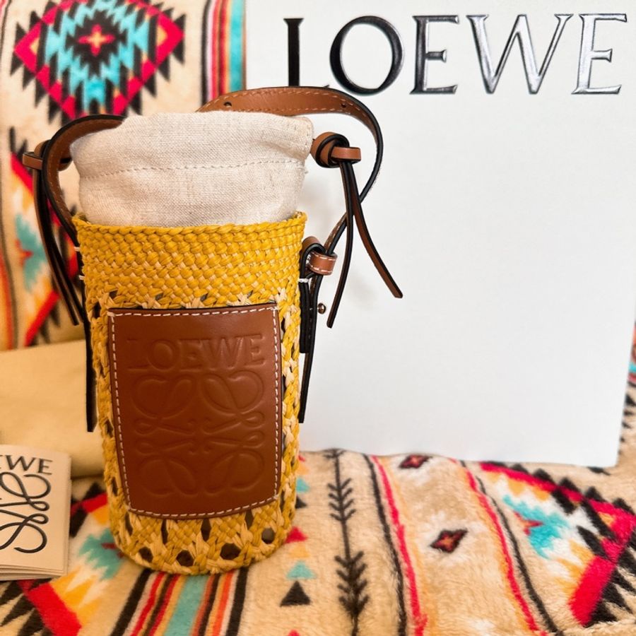 限時優惠Loewe Beige & Yellow Paula’s Ibiza Cylinder Pocket 迷你 水桶包 拉菲草 編織包 藤編包 小廢包-0