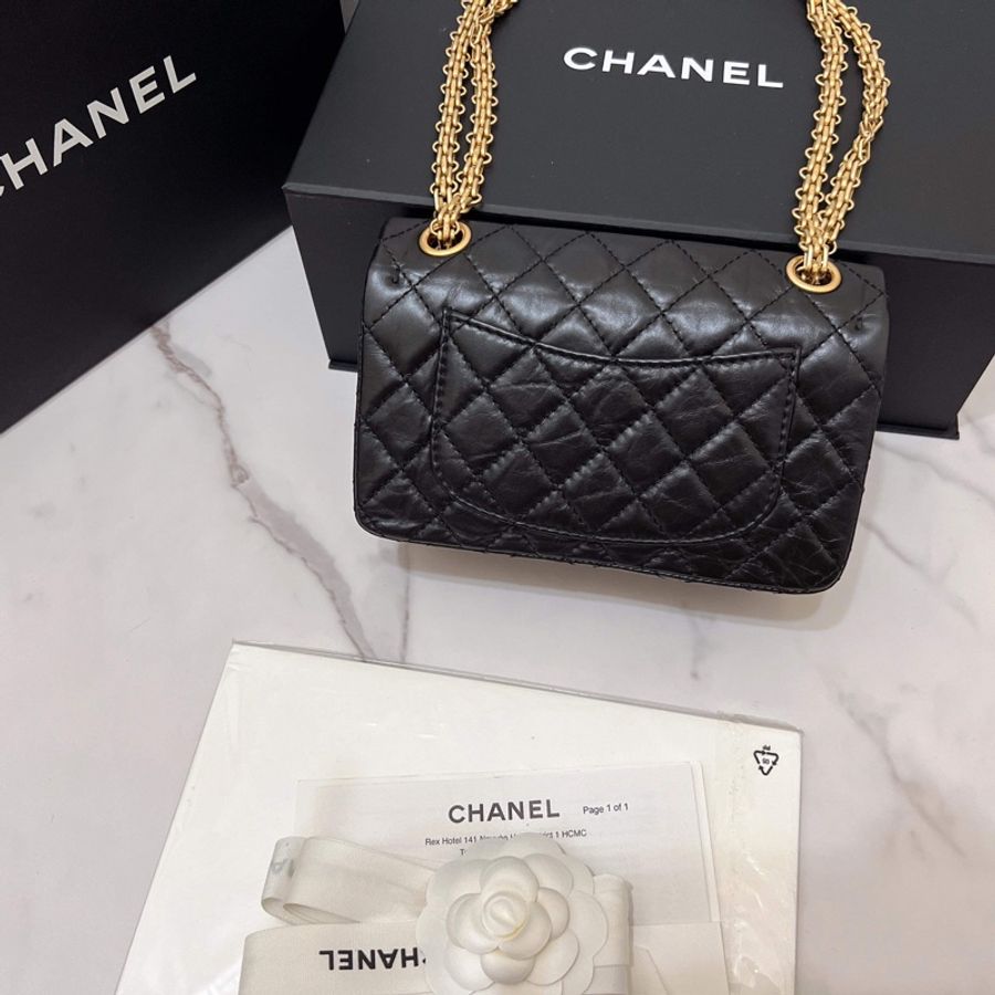 必收藏年年漲價經典款Chanel mini 2.55 黑金 (20cm)-10