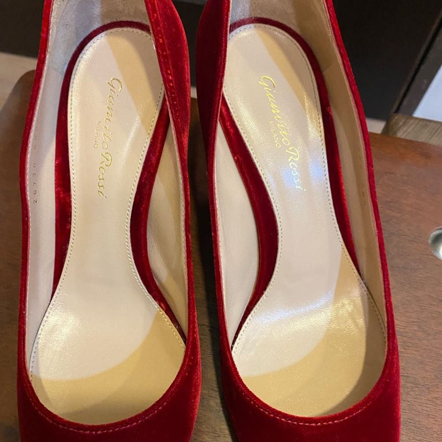 GIANVITO ROSSI 紅絲絨細跟鞋-6