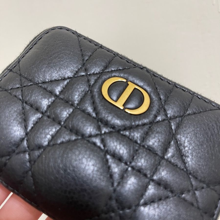 DIOR Caro新款柔軟小牛皮Cannage 藤格紋圖案縫線 卡片零錢包-14
