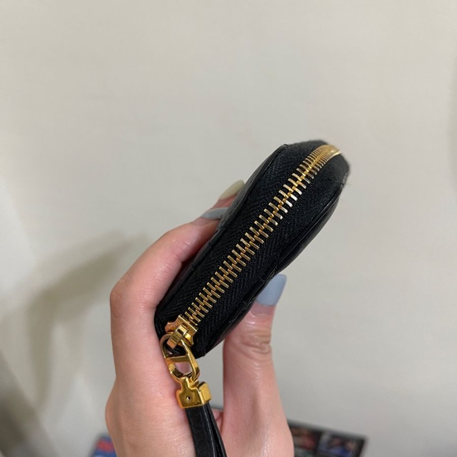 DIOR Caro新款柔軟小牛皮Cannage 藤格紋圖案縫線 卡片零錢包-22