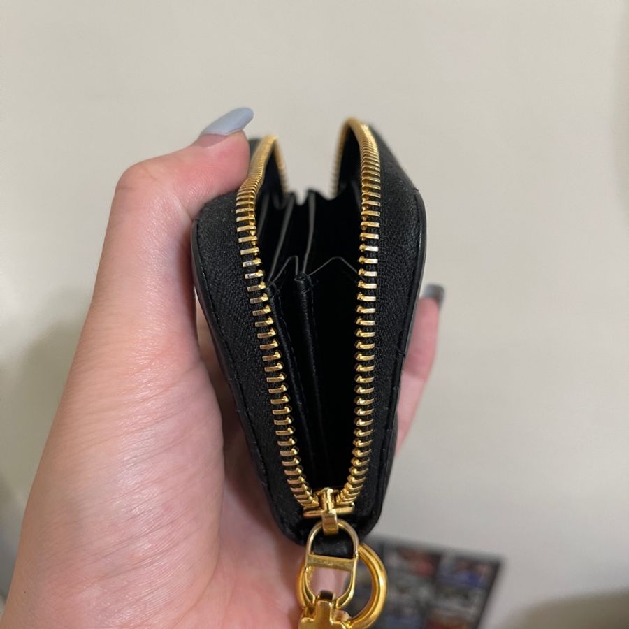 DIOR Caro新款柔軟小牛皮Cannage 藤格紋圖案縫線 卡片零錢包-23