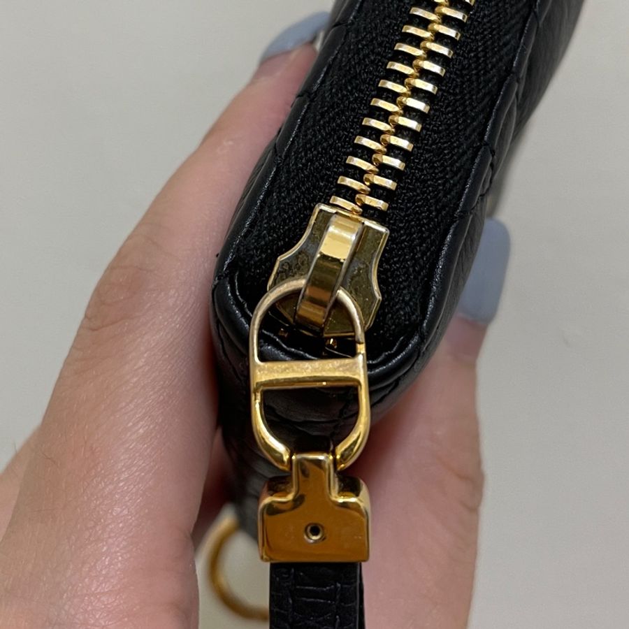 DIOR Caro新款柔軟小牛皮Cannage 藤格紋圖案縫線 卡片零錢包-29