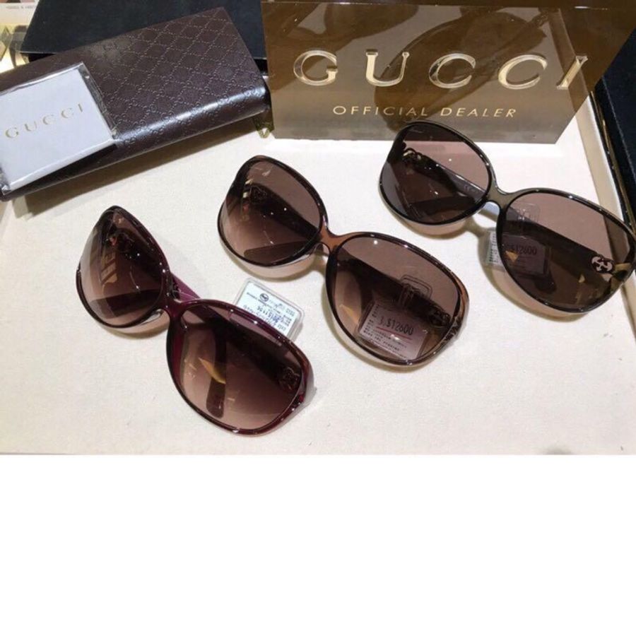 轉賣全新正品Guicci漸變色太陽眼鏡閃耀鑽石系列黑配金精品墨鏡明星款遮陽眼鏡-0