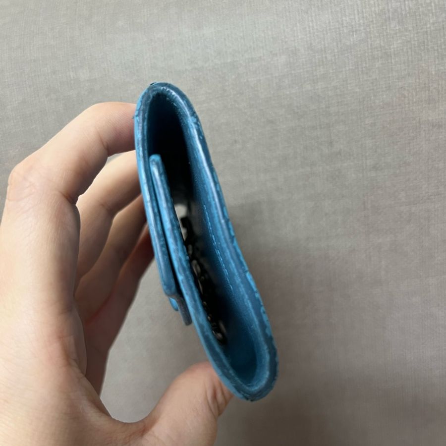 BV淺藍色六孔鑰匙包-3