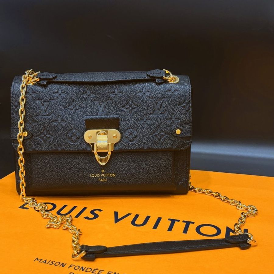 Louis Vuitton LV 黑色 全皮壓紋 金釦 VAVIN鍊包/斜背包/肩背包M44151-0