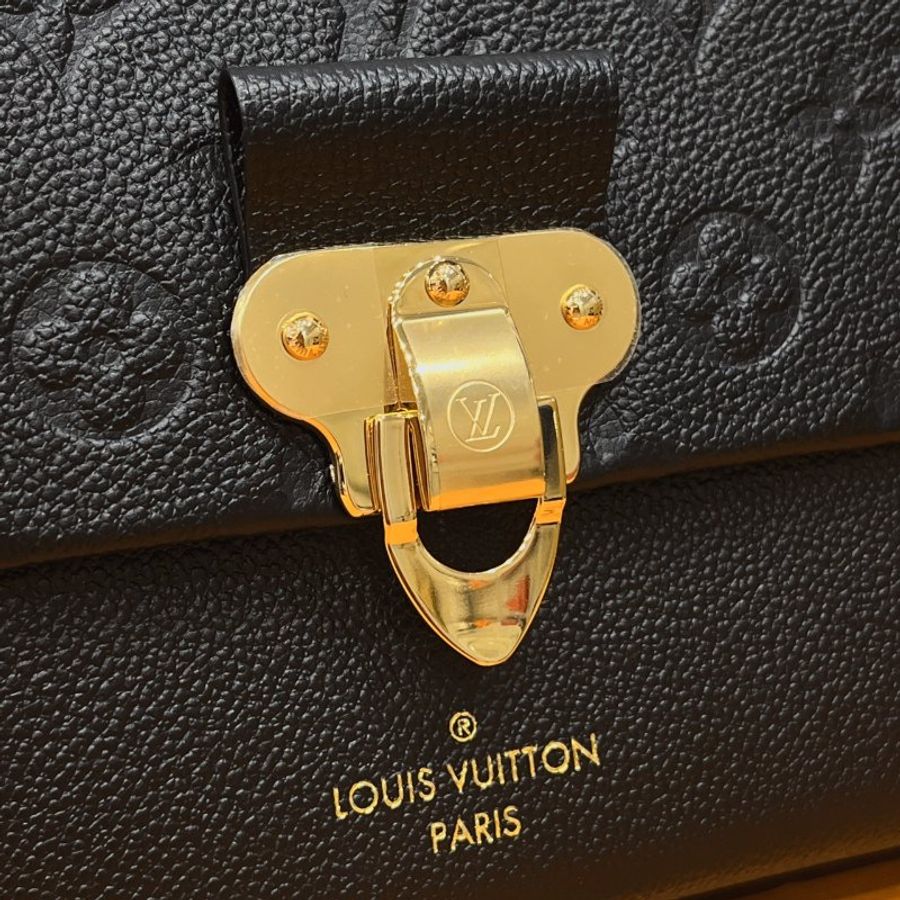 Louis Vuitton LV 黑色 全皮壓紋 金釦 VAVIN鍊包/斜背包/肩背包M44151-8