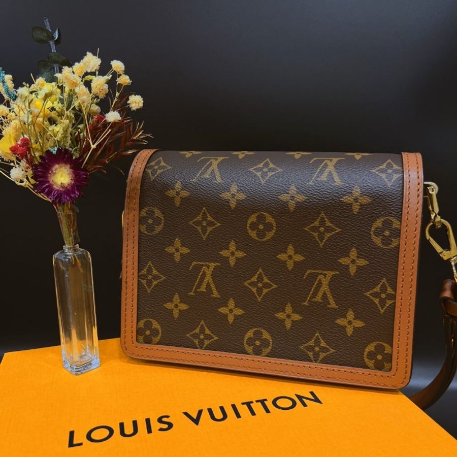 Louis Vuitton LV 老花字紋 Mini Dauphine達芙妮/斜背包/肩背包/二用包-1