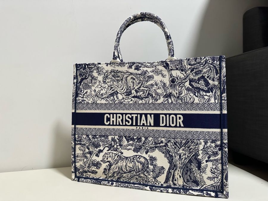 降價‼️Dior Book Tote 托特包 (大碼)-1