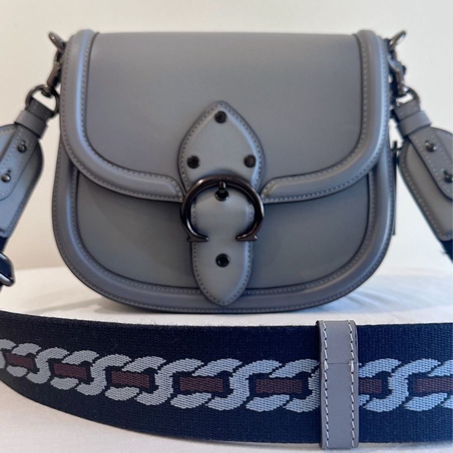 便宜賣Coach 馬鞍包 附雙背帶 Beat Saddle 藍灰色 肩背包-0