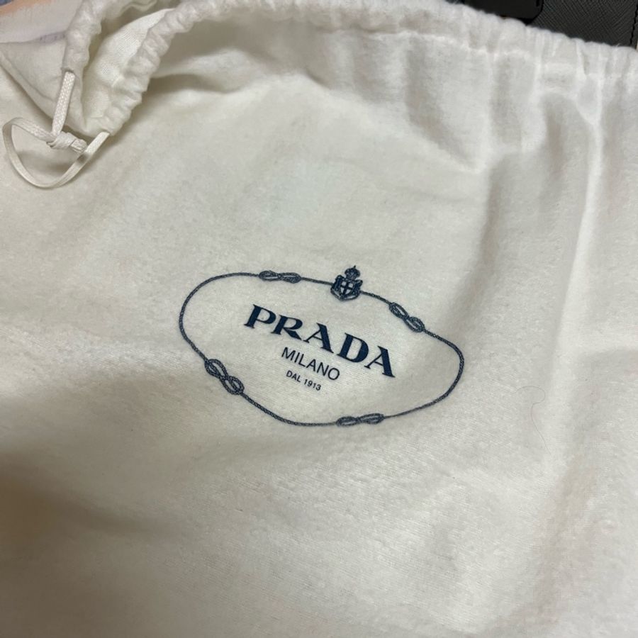 Prada防刮牛皮手提肩揹兩用包-6