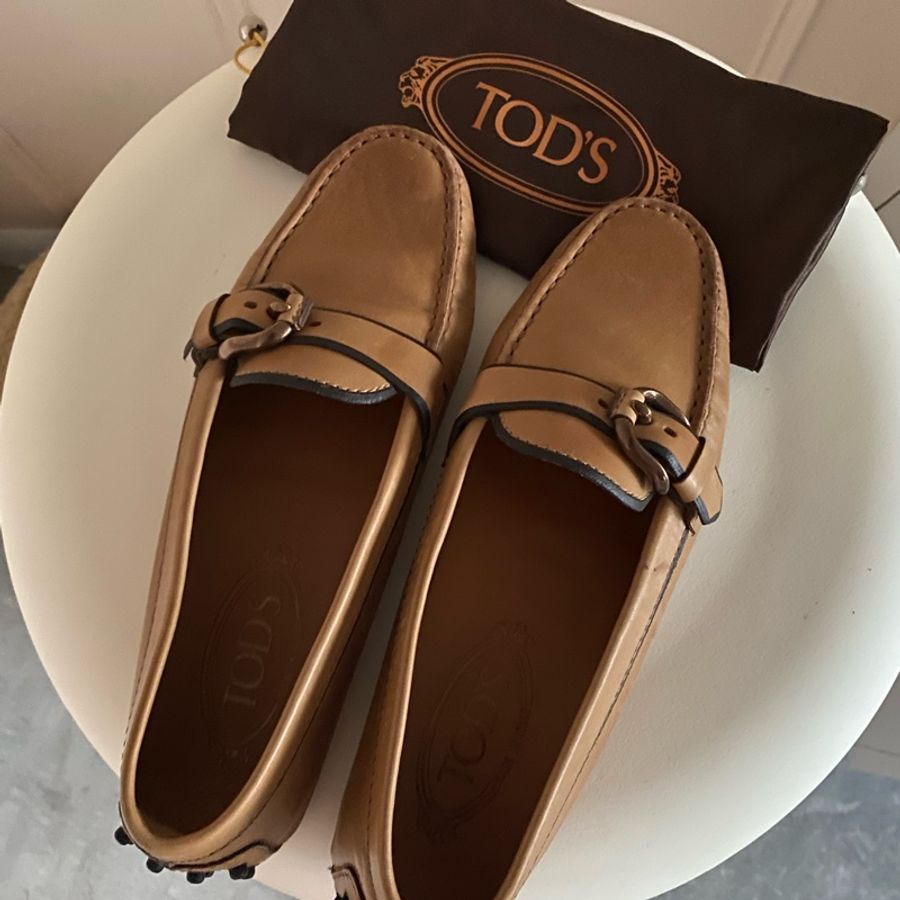 Tod’s 經典款豆豆鞋 37-0