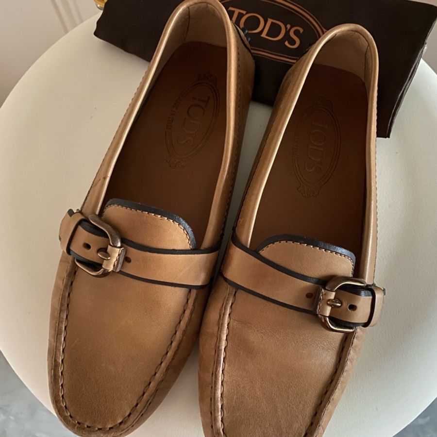 Tod’s 經典款豆豆鞋 37-3