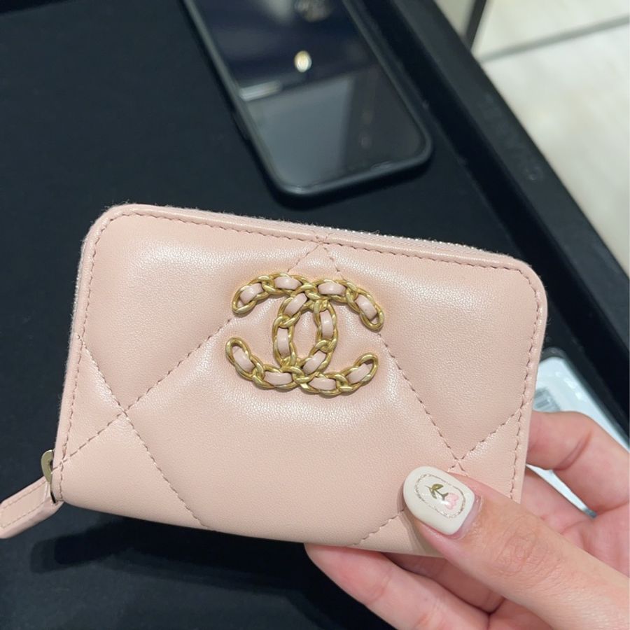 CHANEL 19 拉鍊零錢包-0
