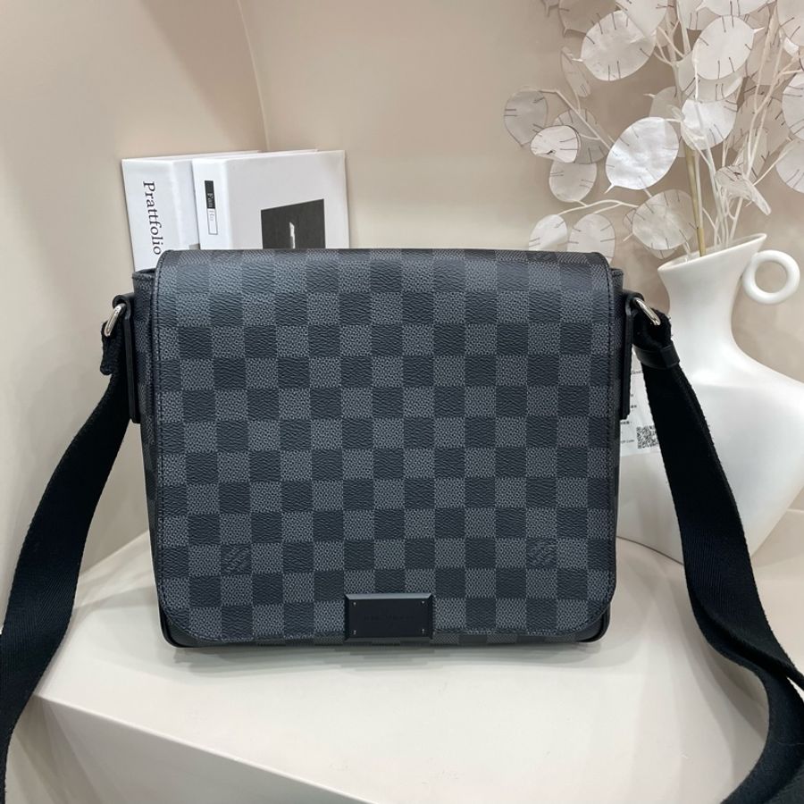 Louis Vuitton |黑灰棋盤格郵差包-0
