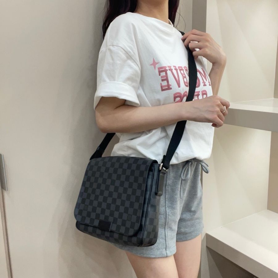 Louis Vuitton |黑灰棋盤格郵差包-7
