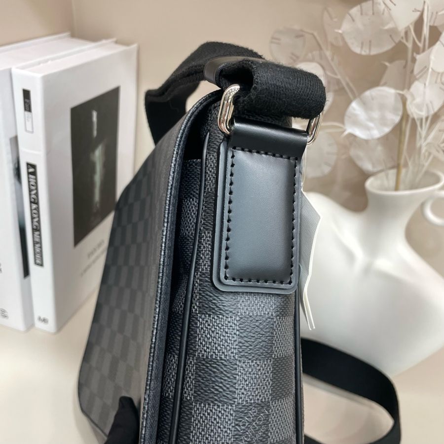 Louis Vuitton |黑灰棋盤格郵差包-10