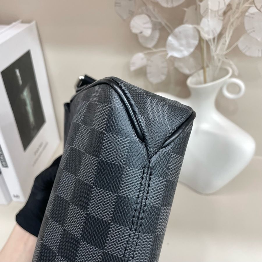 Louis Vuitton |黑灰棋盤格郵差包-13